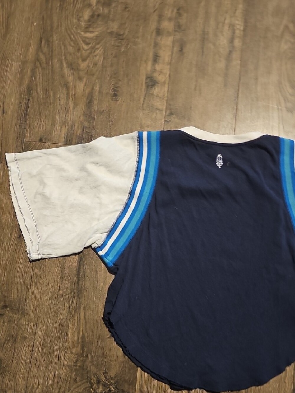 FP Movement by Free People Navy Crop Top White Sleeve Blue Stripes Shirt Medium - Picture 7 of 8